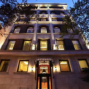 فندق The Fox, اسطنبول